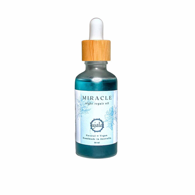 ultra-lightweight natural night balancing face oil for all ski types