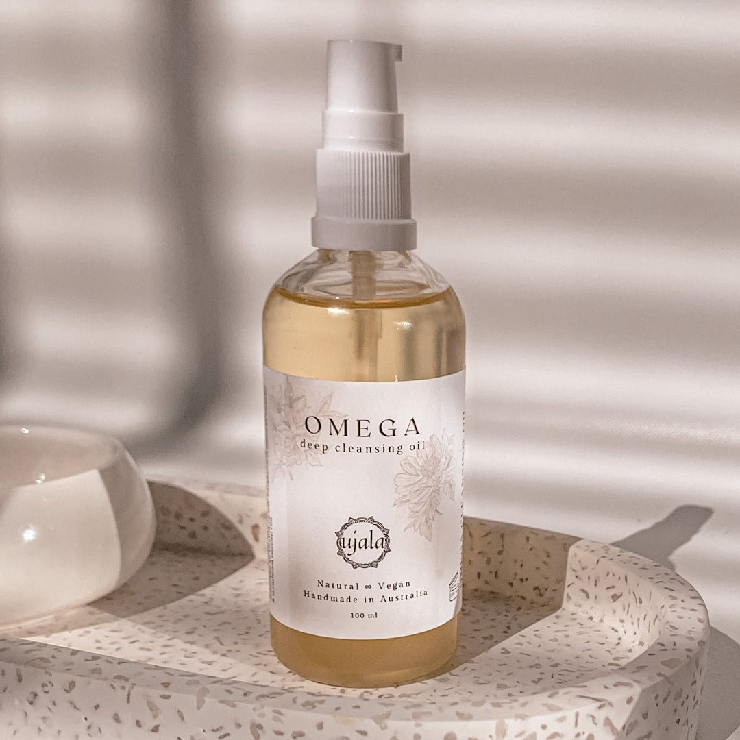 the perfect face cleanser for sensitive skin, our deep cleansing oil is suitable for all skin types, including acne-prone skin